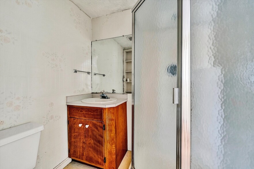 More Photos Of 11738 Leesville Rd, Lynch Station Religious Facility For Sale