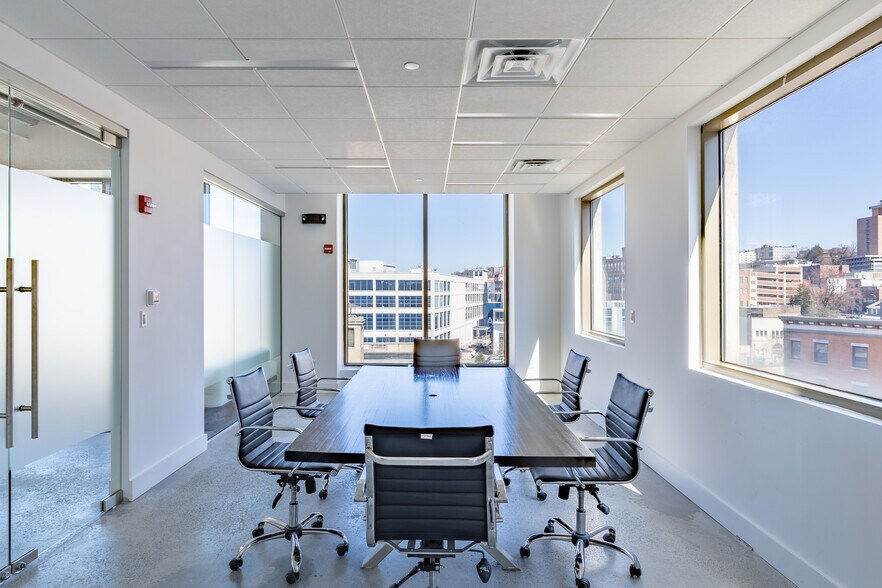 More Photos Of 86 Main St, Yonkers Office For Lease