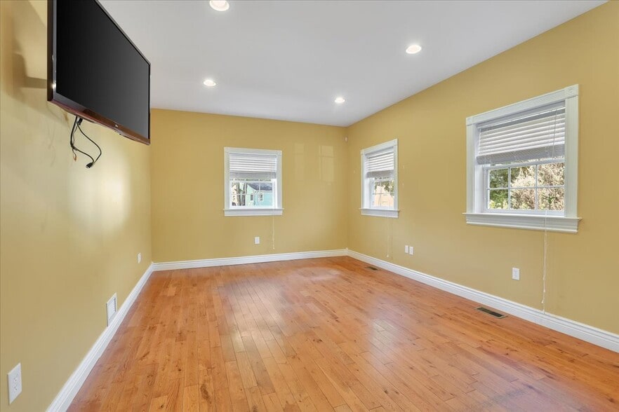 More Photos Of 33 Buckland St, Plantsville Storefront Retail Office For Sale