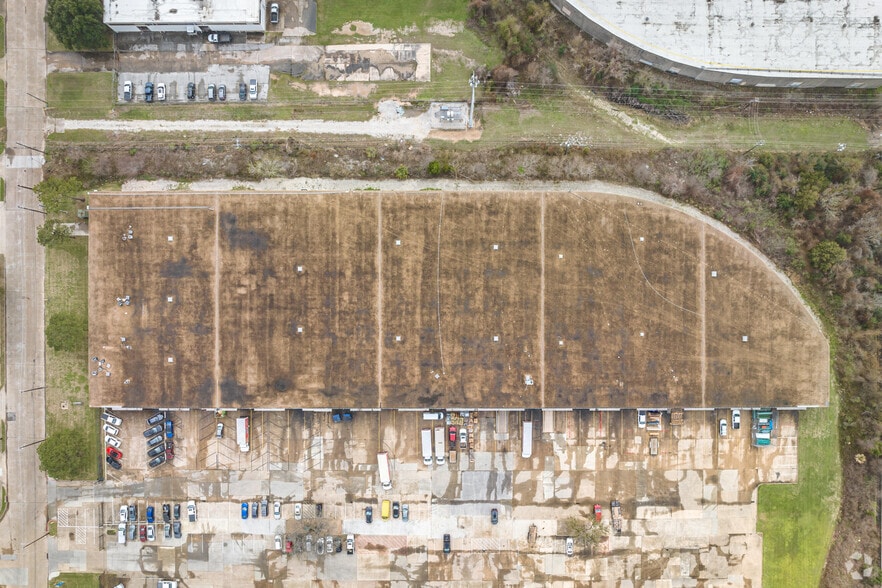 More Photos Of 1401 Greengrass Dr, Houston Warehouse For Lease