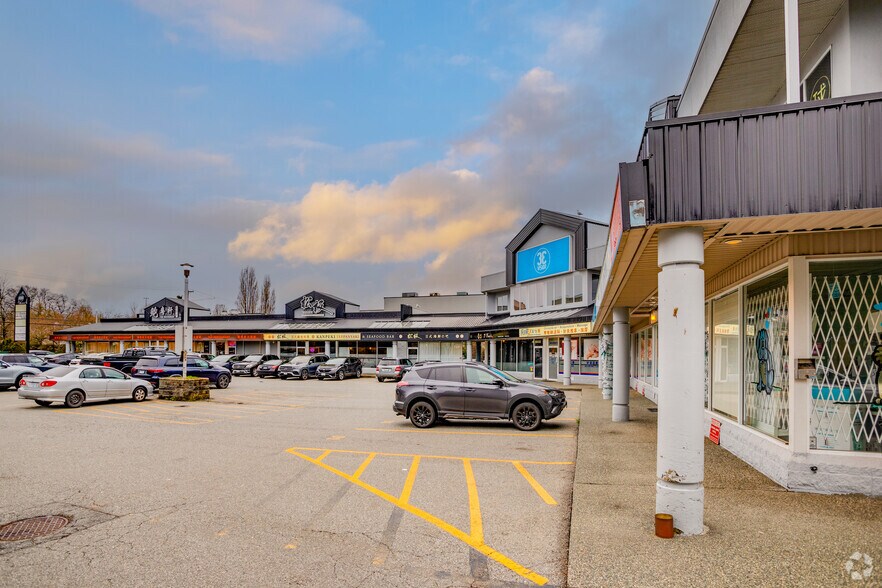 More Photos Of 8351 Alexandra Rd, Richmond General Retail For Lease