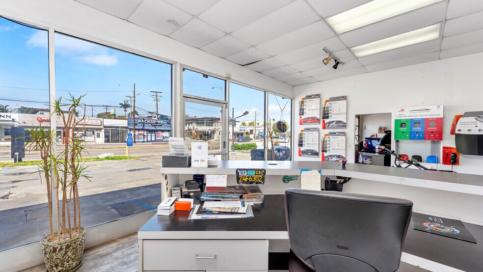 More Photos Of 3410 Aviation Blvd, Redondo Beach Auto Repair For Sale