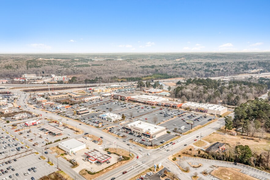 More Photos Of 195 Tom Hill SR Blvd, Macon-Bibb Unknown For Lease