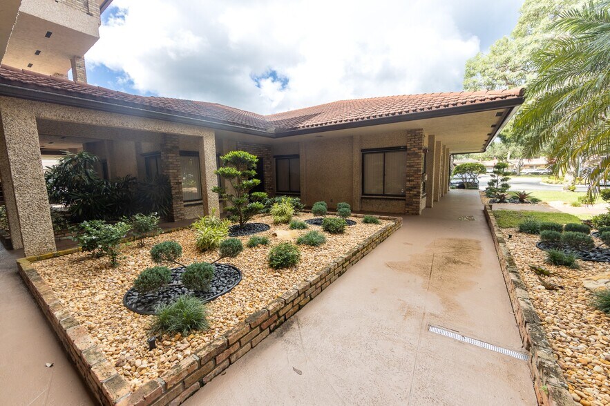 More Photos Of 300 NW 70th Ave, Plantation Medical For Sale