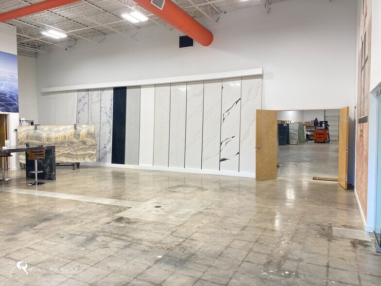 More Photos Of 1426 Chattahoochee Ave NW, Atlanta Warehouse For Lease