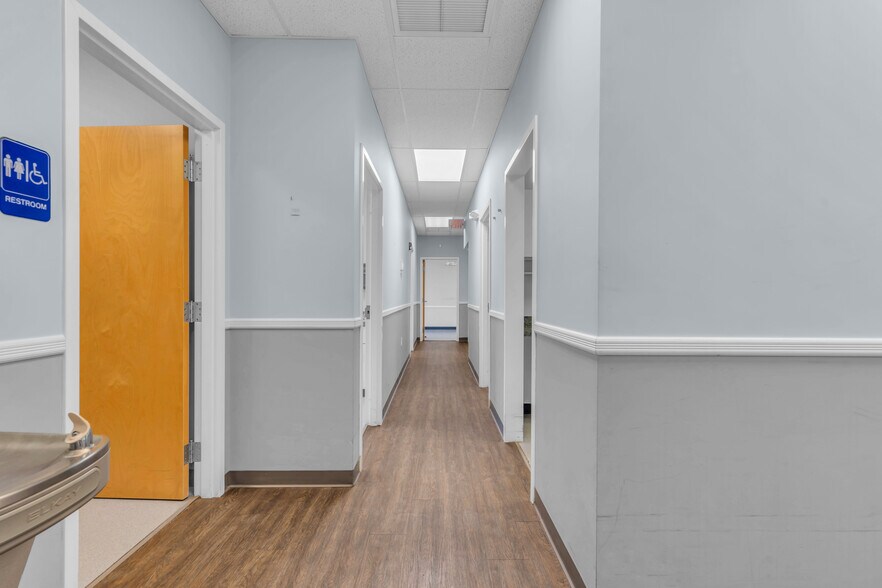 More Photos Of 508 Lakehurst Rd, Toms River Medical For Sale