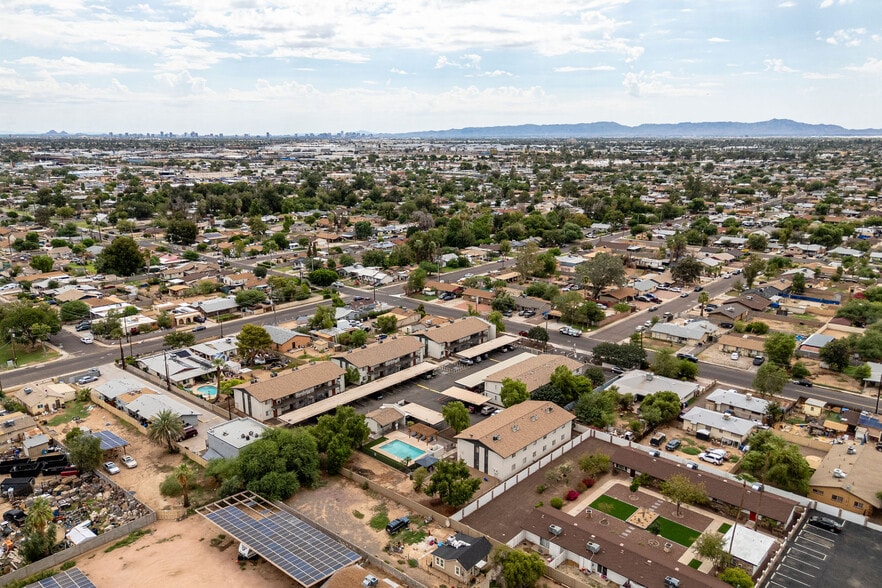 More Photos Of 6220 W Ocotillo Rd, Glendale Apartments For Sale