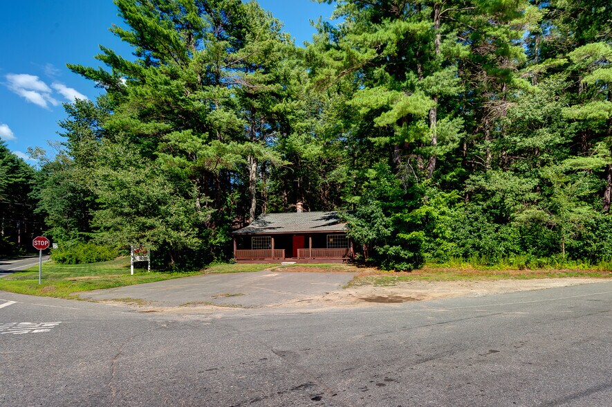 More Photos Of 750 Main St, Boylston Flex For Sale