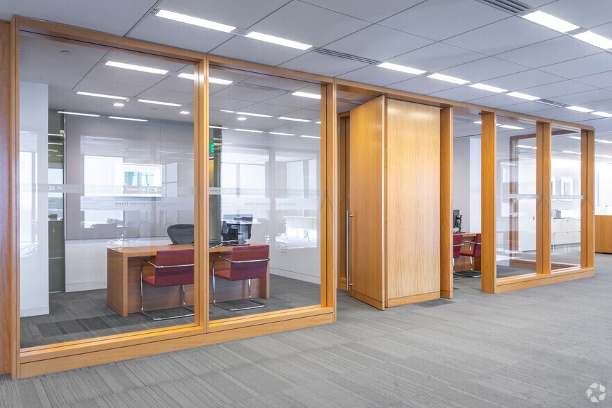 More Photos Of 100 International Dr, Baltimore Office For Lease