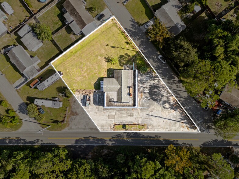 More Photos Of 1310 S Tropical Trl, Merritt Island General Retail For Sale