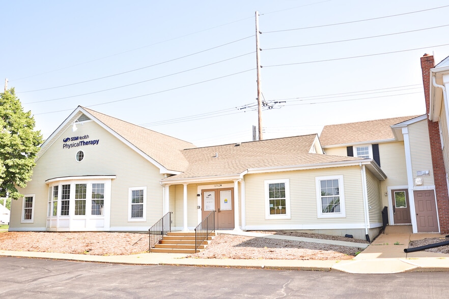 More Photos Of 16962 Manchester Rd, Grover Office For Sale