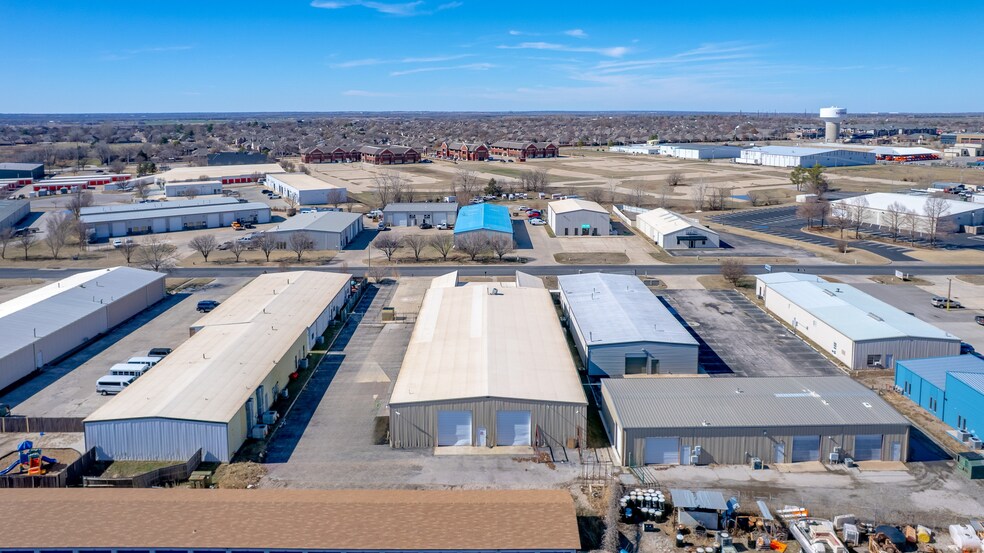 More Photos Of 2805 Broce Dr, Norman Warehouse For Sale