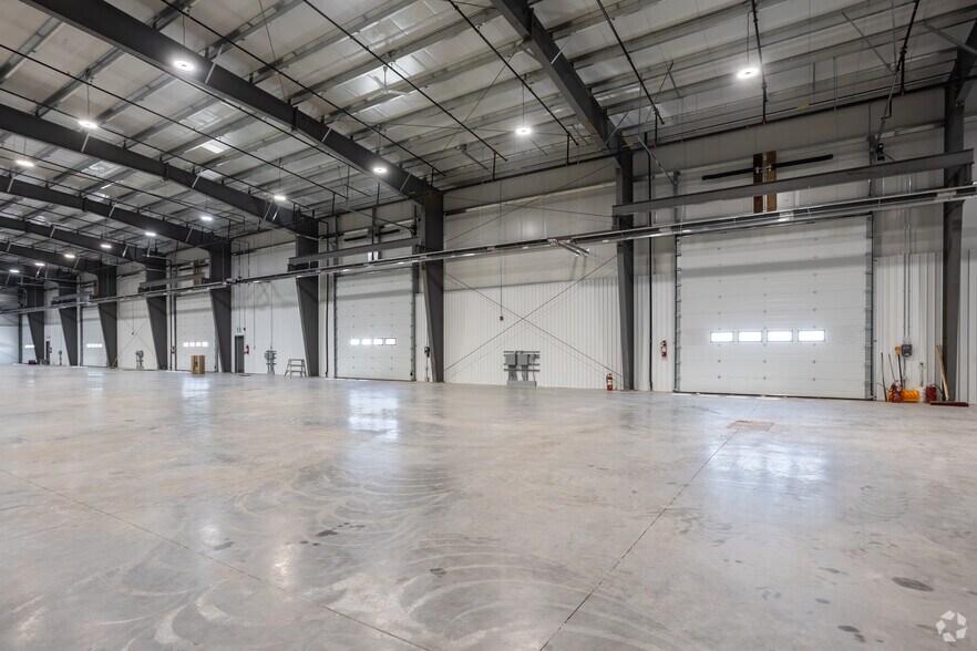 More Photos Of 3306 Allard Av, Leduc Warehouse For Sale