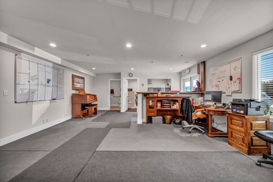 More Photos Of 2 Brown dr, Mound House Manufacturing For Sale