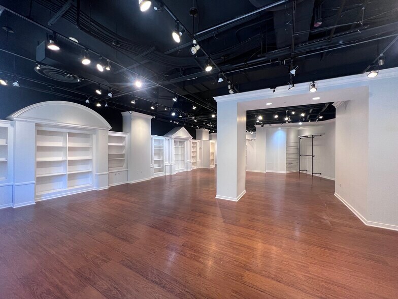 More Photos Of 3401 38th St NW, Washington Apartments For Lease