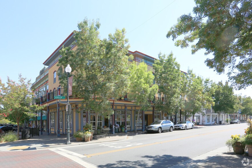 More Photos Of 220 Windsor River Rd, Windsor Apartments For Sale