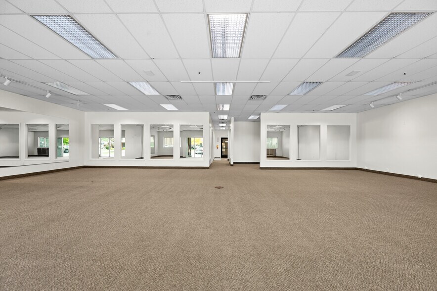More Photos Of 3540 S Main St, South Salt Lake Industrial For Lease