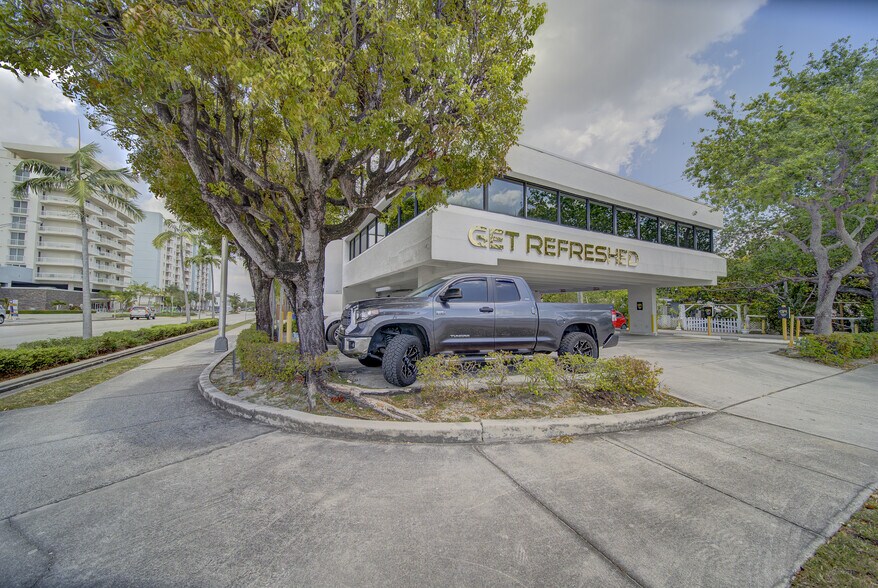 More Photos Of 2455 SW 27th Ave, Miami Medical For Lease
