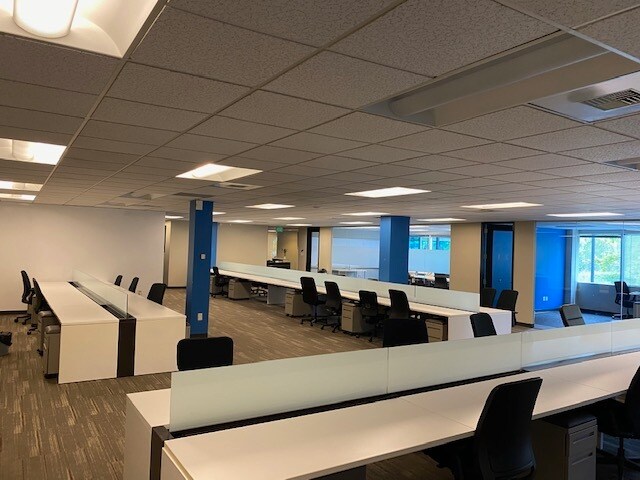 More Photos Of 3600 136th Pl SE, Bellevue Office For Lease