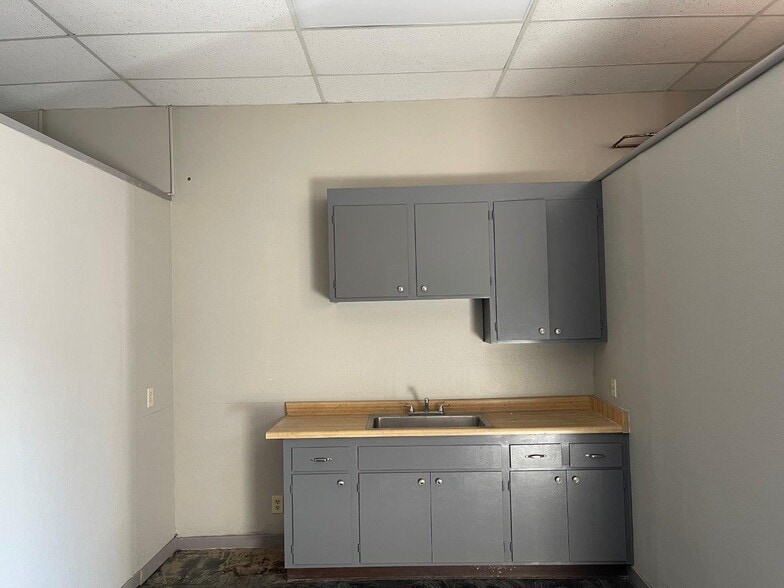 More Photos Of 3536-3544 Clayton Rd, Concord Freestanding For Lease