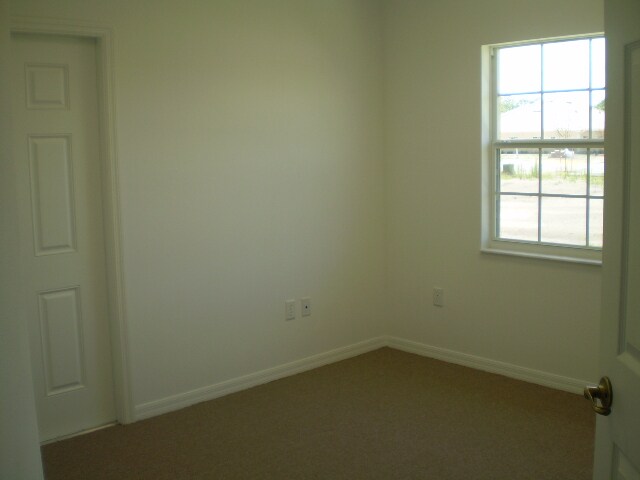 More Photos Of 1136-1138 Cypress Glen Cir, Kissimmee Medical For Sale