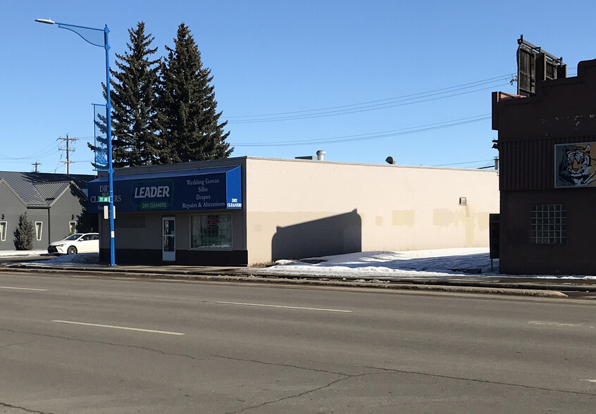 Primary Photo Of 7625 104 St NW, Edmonton Storefront For Sale