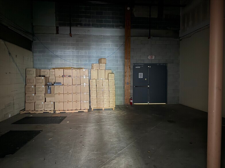 More Photos Of 750-768 Wyoming Ave, Kingston Unknown For Lease