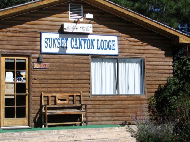 Primary Photo Of 102 Park Ave, Ruidoso Hotel For Sale