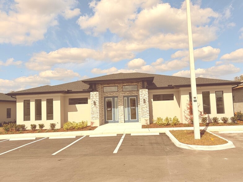 Primary Photo Of 10348-10350 White Viburnum Way @ Gibsonton Drive, Riverview Office For Sale