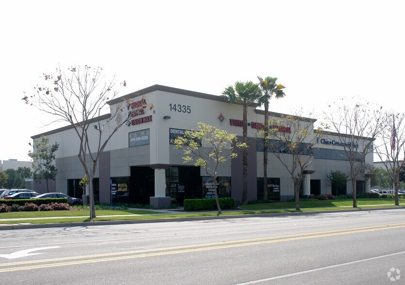 Primary Photo Of 14335-14345 Pipeline Ave, Chino Light Manufacturing For Lease