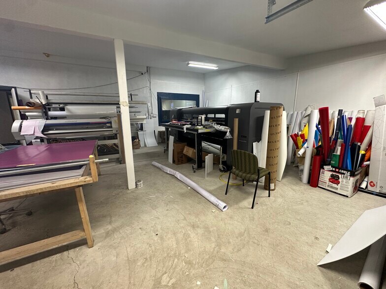 More Photos Of 3901 McPherson Ave, Laredo Freestanding For Sale