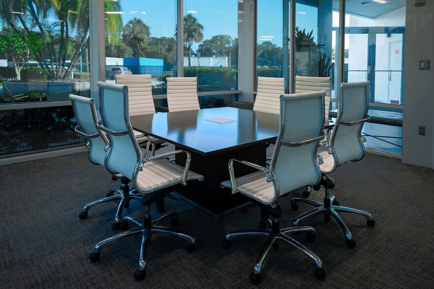 More Photos Of 507 N New York Ave, Winter Park Office For Lease