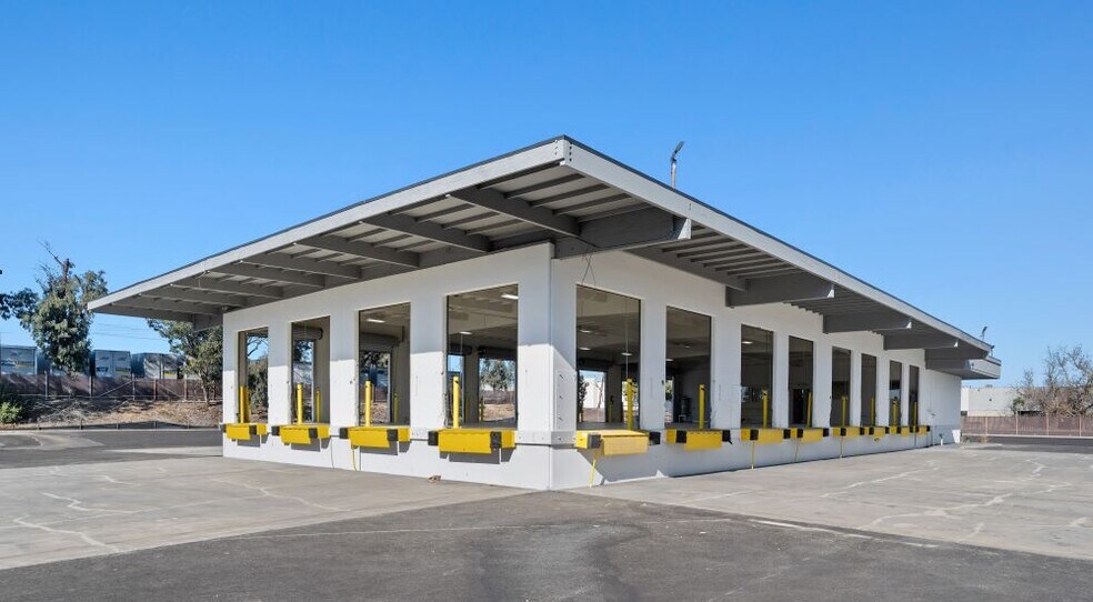 More Photos Of 7191 Carroll Rd, San Diego Truck Terminal For Lease