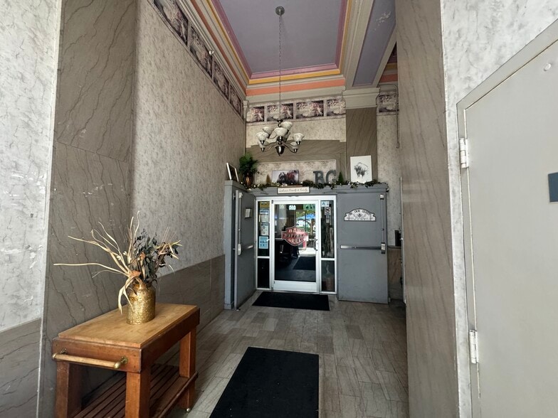 More Photos Of 327 Main St, Greenwood Office For Sale