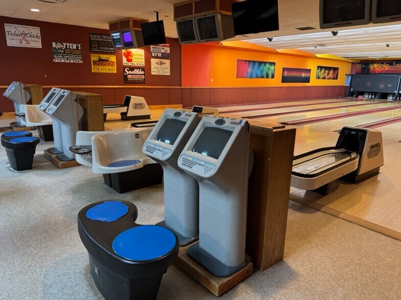 More Photos Of 68290 S Main St, Iron River General Retail For Sale