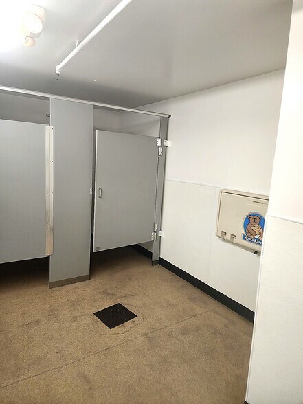 More Photos Of 3754 S 16th Ave, Tucson Freestanding For Sale