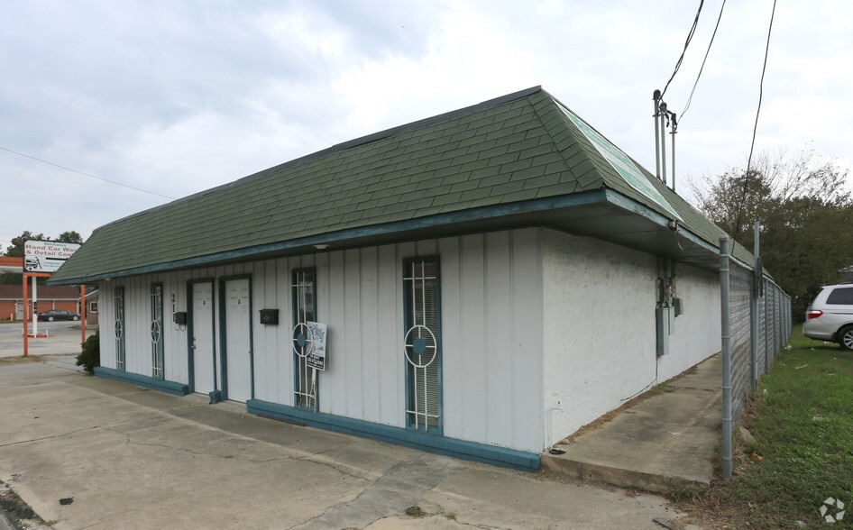 Primary Photo Of 211 National Hwy, Thomasville Freestanding For Sale