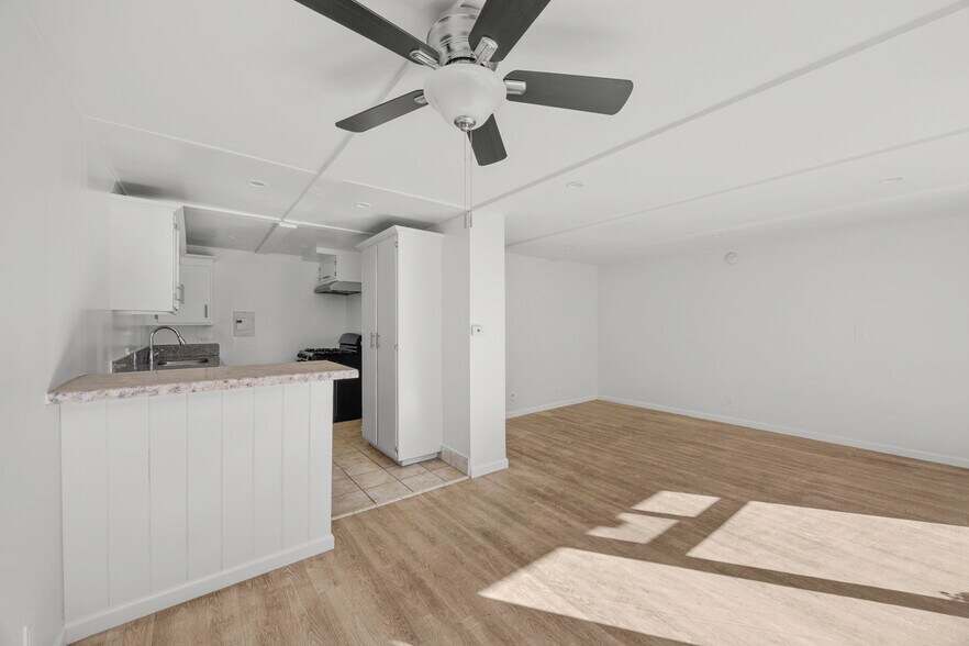 More Photos Of 1904 S Robertson Blvd, Los Angeles Apartments For Sale