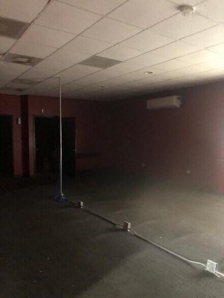 More Photos Of 1302 E Hillsborough Ave, Tampa Freestanding For Lease