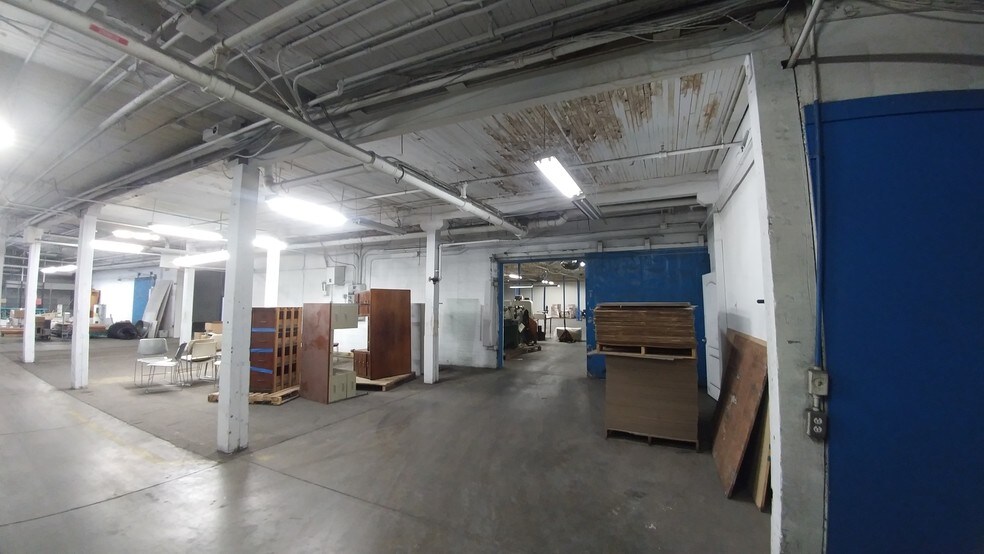 More Photos Of 655 Driving Park Ave, Rochester Warehouse For Lease