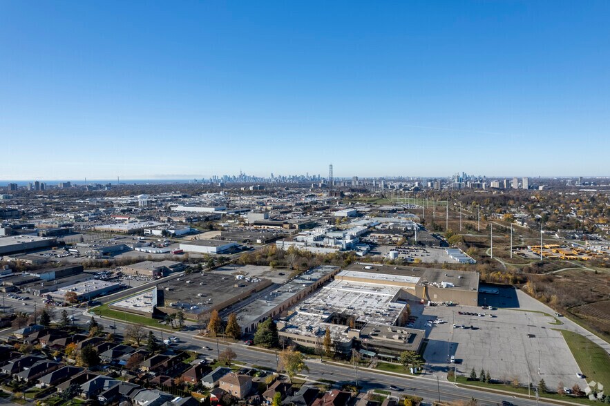 More Photos Of 1120 Birchmount Rd, Toronto Warehouse For Lease