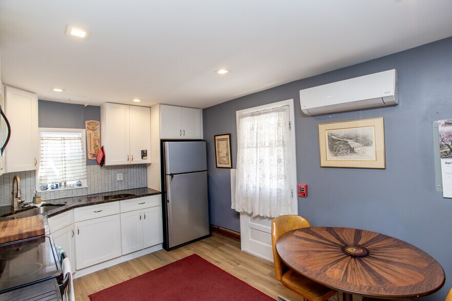 More Photos Of 45 Bridge St, Lambertville Storefront Retail Office For Sale