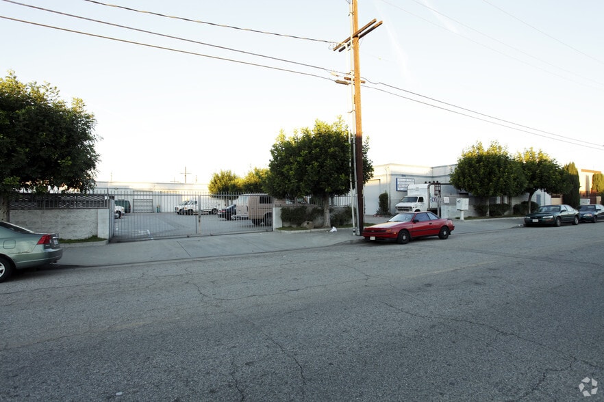 More Photos Of 2515 Troy Ave, South El Monte Warehouse For Lease