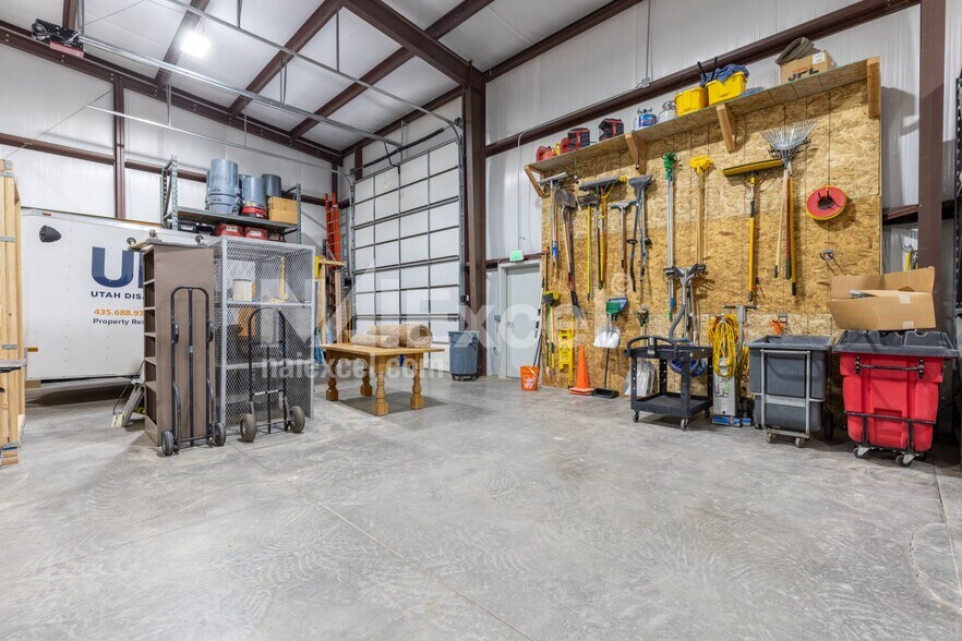 More Photos Of 5682 W 670 S, Hurricane Warehouse For Sale