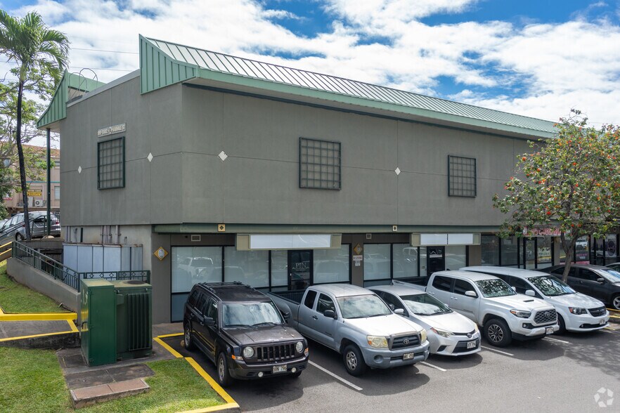 More Photos Of 99-084 Kauhale St, Aiea Unknown For Lease