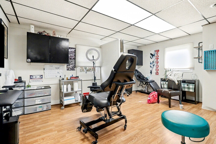 More Photos Of 20049 Jefferson Davis Hwy, Ruther Glen General Retail For Sale