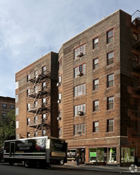 More Photos Of 1 Jane St, New York Apartments For Lease
