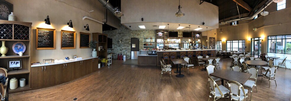 More Photos Of 501-561 New Los Angeles Ave, Moorpark Unknown For Lease