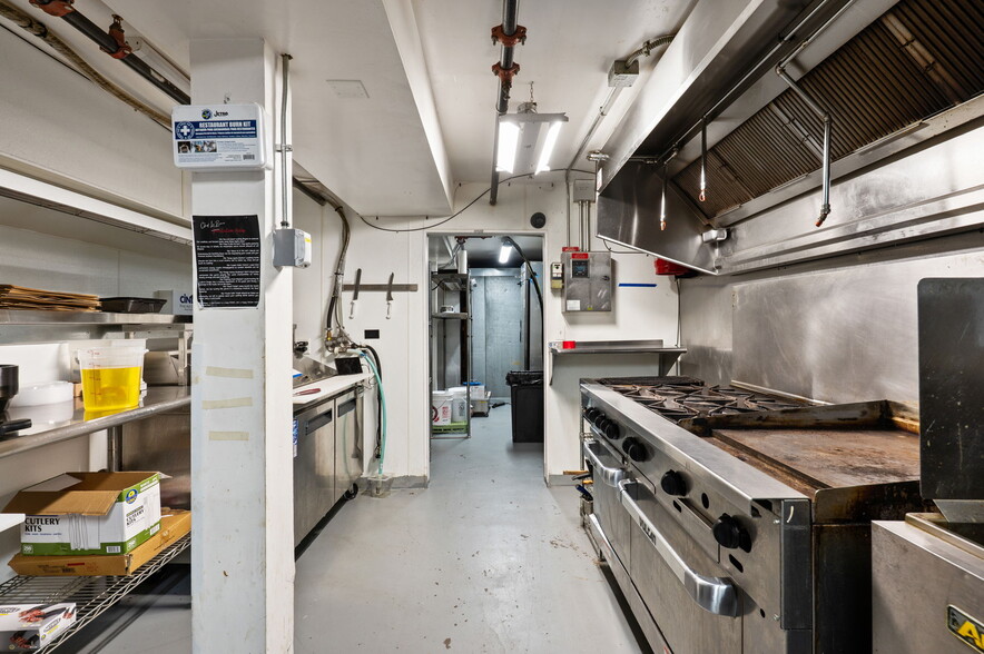 More Photos Of 1448 Market St, Denver Restaurant For Lease