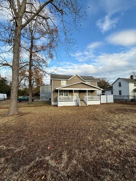 More Photos Of 2113 Wrightsville Ave, Wilmington Flex For Sale